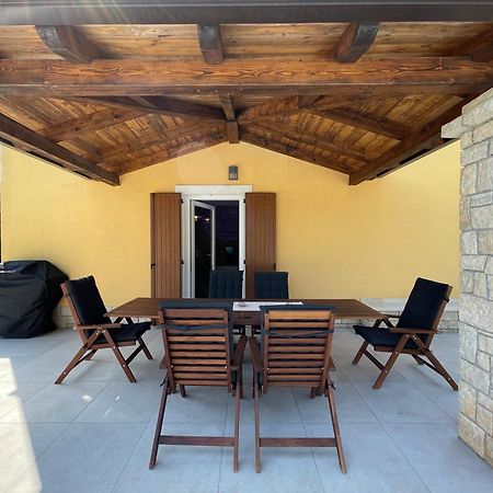Villa Berto Nedescina Экстерьер фото