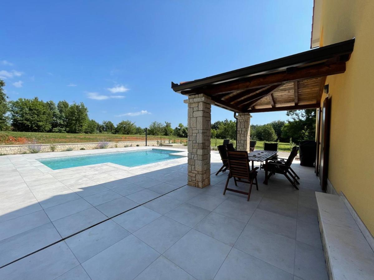 Villa Berto Nedescina Экстерьер фото